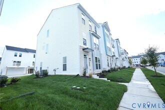 15337 Sunray Wy in Chesterfield, VA - Building Photo - Building Photo