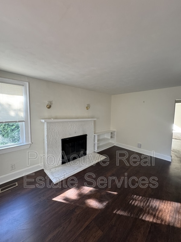 1018 Wolcott Ave in Norfolk, VA - Building Photo - Building Photo