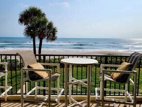 995 N Hwy A1A in Indialantic, FL - Building Photo - Building Photo
