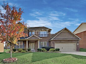 1025 Addington Rd in Hendersonville, TN - Building Photo