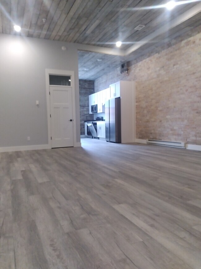 119 W Ludington Ave Rentals in Ludington, MI