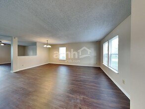 10350 Lee Stewart Ln in Fishers, IN - Building Photo - Building Photo