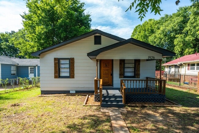 property at 1926 Long 12th St N