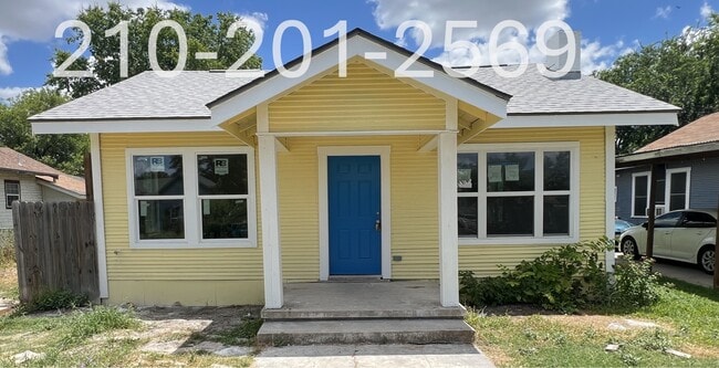 1106 W Ridgewood Ct