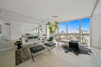 450 Alton Rd, Unit # 1108 in Miami Beach, FL - Building Photo - Building Photo
