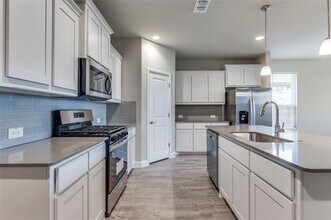 1212 Elgar Trl in Justin, TX - Building Photo - Building Photo