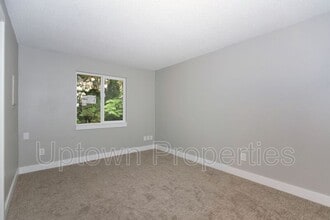 19737 SW 68th Ave in Tualatin, OR - Building Photo - Building Photo