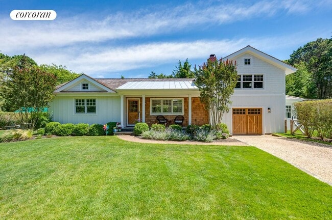 property at 2 Longview Rd