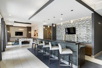Lantower Waverly in Charlotte, NC - Foto de edificio - Building Photo