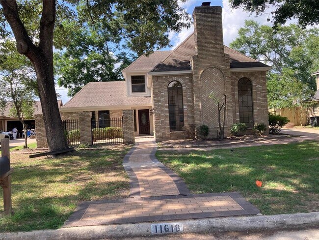 11618 Gatesden Dr in Tomball, TX - Building Photo - Building Photo