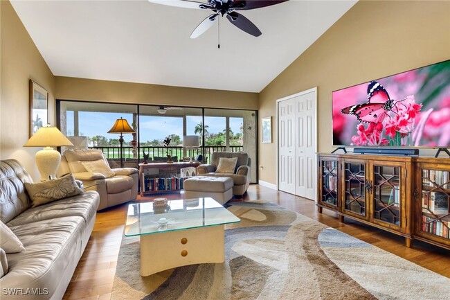 property at 4811 S Landings Dr
