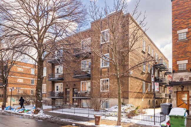1840-1850 Saint-Joseph Boul E in Montréal, QC - Building Photo - Primary Photo