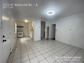 2112 W Wardlow Rd in Long Beach, CA - Building Photo - Building Photo