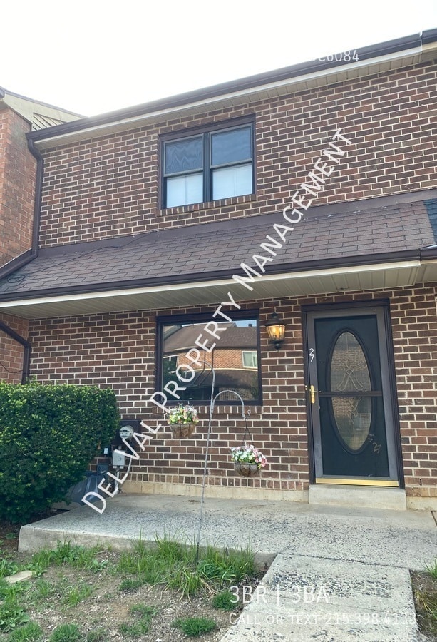 27 Markel Rd in Malvern, PA - Building Photo - Building Photo