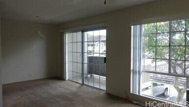 94-1390-1390 Kulewa Loop in Waipahu, HI - Building Photo - Building Photo
