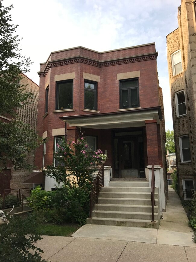 2217 W Giddings St, Unit G