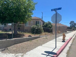 960 Nancy St in Barstow, CA - Building Photo - Building Photo