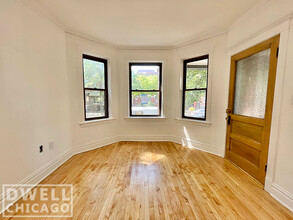 1130 N Winchester Ave in Chicago, IL - Building Photo - Building Photo