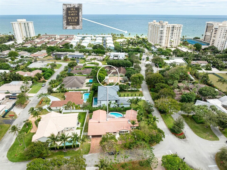 9 Gatehouse Rd in Sea Ranch Lakes, FL - Building Photo