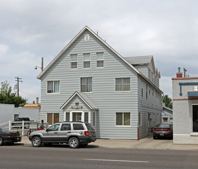 151 2nd Ave E in Twin Falls, ID - Foto de edificio - Building Photo