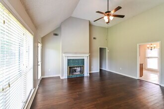 9073 Bellehurst Dr in Memphis, TN - Building Photo - Building Photo