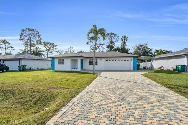 226 Willowick Dr in Naples, FL - Building Photo - Building Photo