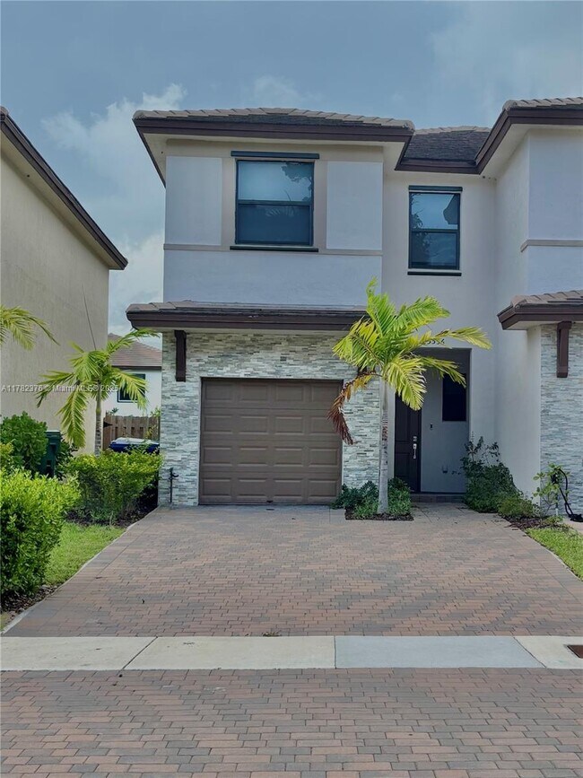 25556 SW 108th Ave