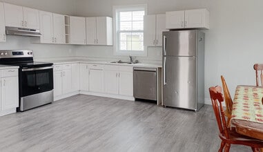 35 Smith St in Port Hope, ON - Building Photo - Building Photo