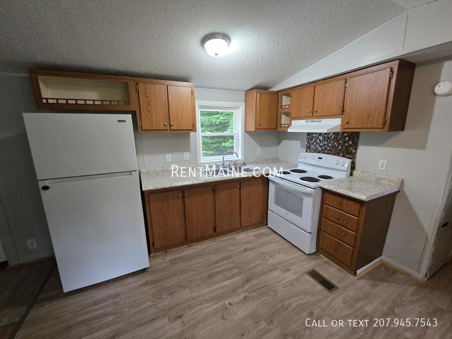 58 Sweet Fern Dr in Greenbush, ME - Foto de edificio