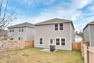 15291 Abella Dr in Montgomery, TX - Building Photo - Building Photo