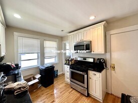 56 Gordon St, Unit 2 in Somerville, MA - Building Photo
