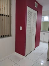 6800 Cypress Rd, Unit 107 in Plantation, FL - Building Photo - Building Photo