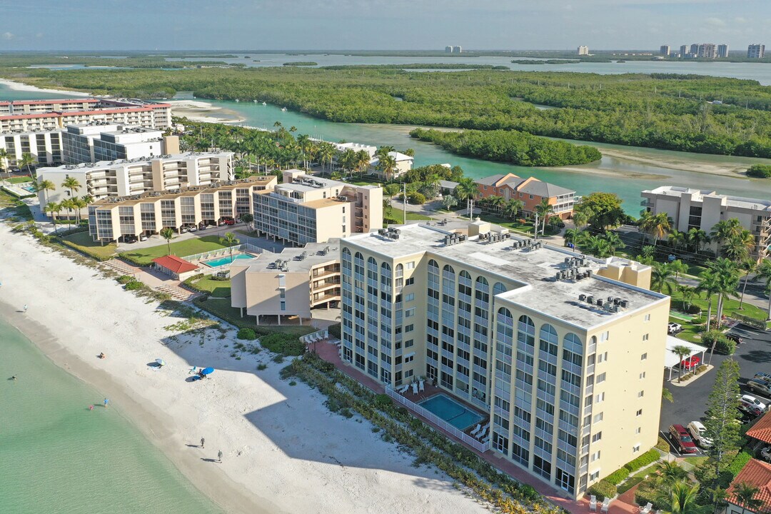 25870 Hickory Blvd in Bonita Springs, FL - Building Photo