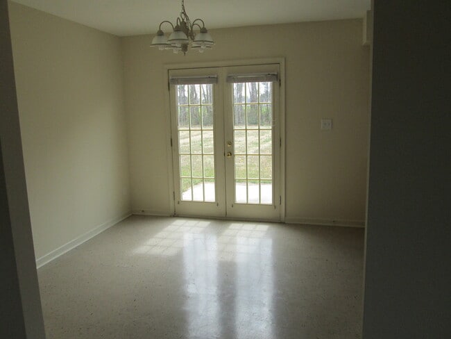 106 Ida Acres in Elizabeth City, NC - Building Photo - Building Photo