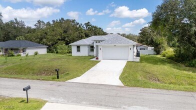 1508 Hibiscus Ave in Lehigh Acres, FL - Building Photo - Building Photo