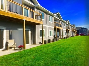 Edgewood Apartments in Tea, SD - Foto de edificio - Building Photo