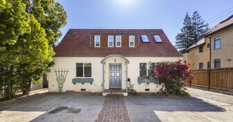 555 Stanford Ave in Palo Alto, CA - Building Photo