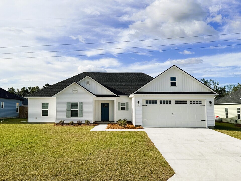 3948 Lu Ln in Hahira, GA - Building Photo