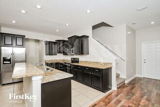 10523 White Peacock Pl in Riverview, FL - Building Photo - Building Photo