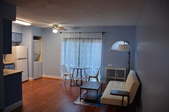 3267 Niagara Sq in Pittsburgh, PA - Foto de edificio - Building Photo