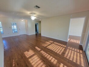 4831 Grist Mill Cir in New Port Richey, FL - Building Photo - Building Photo