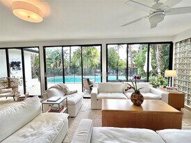 4408 Monroe St in Hollywood, FL - Building Photo