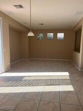 2640 Spruce Creek Dr in Las Vegas, NV - Building Photo - Building Photo