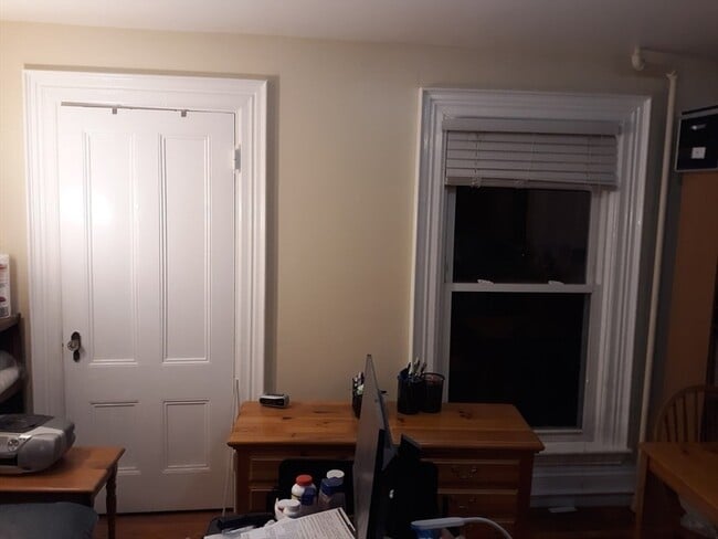 72 Linden St in Reading, MA - Building Photo - Building Photo