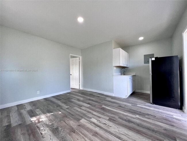 property at 2901 NW 18th St