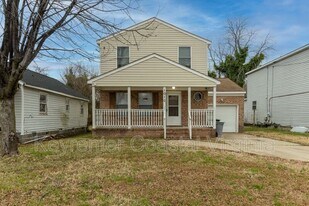 1010 Quash St in Hampton, VA - Building Photo