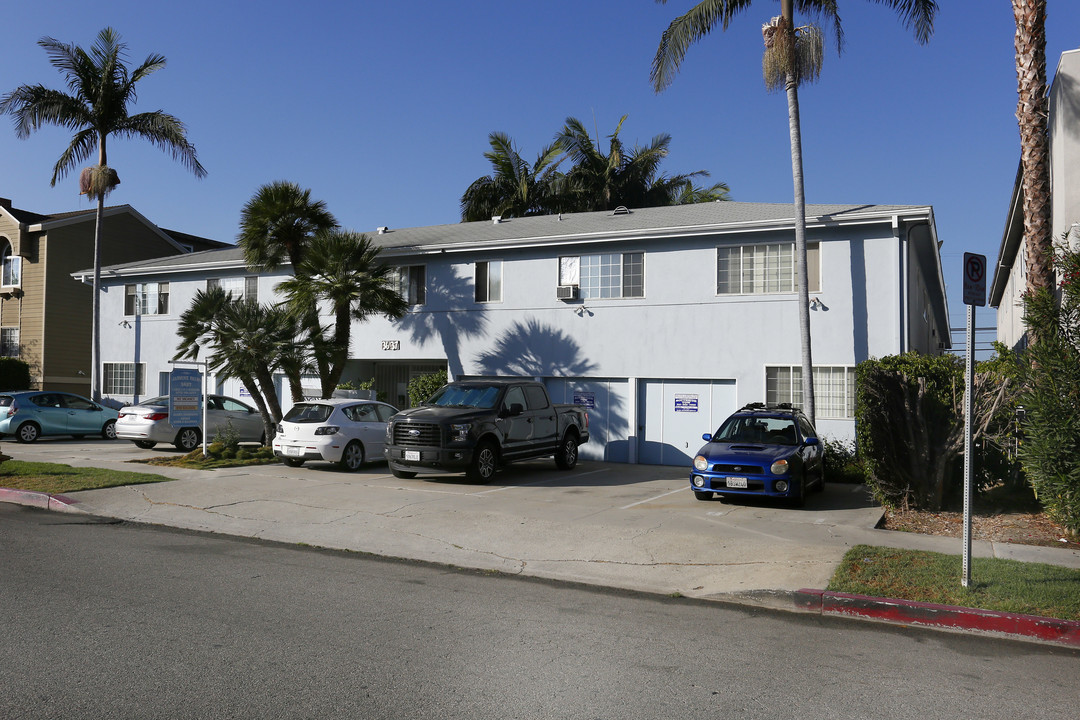 The Jasmine Palm in Los Angeles, CA - Foto de edificio