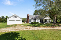 12575 Hutchesons Ferry Rd in Palmetto, GA - Foto de edificio - Building Photo