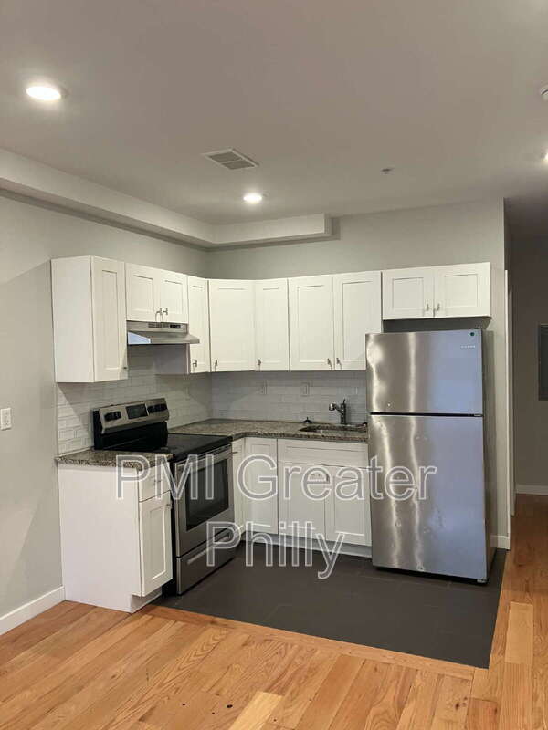 332 N 62nd St in Philadelphia, PA - Building Photo - Building Photo