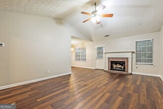 429 Village Cir in Stockbridge, GA - Building Photo - Building Photo